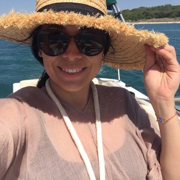 Meet your Posher, Sarah - Picture 6 of 6